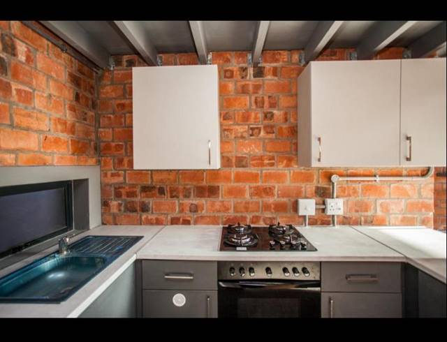 1 BEDROOM TOWNHOUSE RENTED IN NEWTON PARK